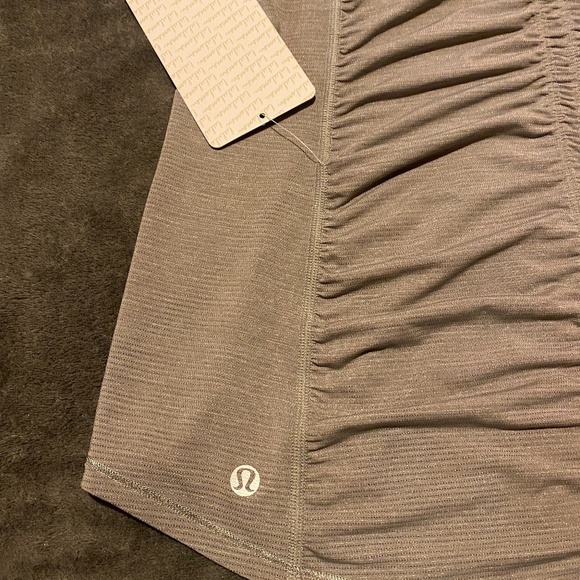 NWT - Lululemon Runner Up Tank - Picture 2 of 3